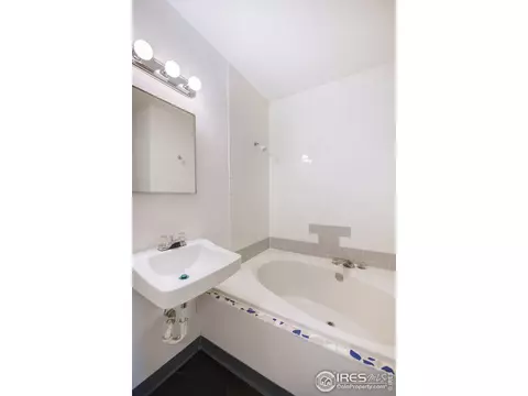 25 S 38th St, Boulder, CO 80305 photo 38