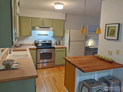 1550 Chambers Dr, Boulder, CO 80305 photo 4