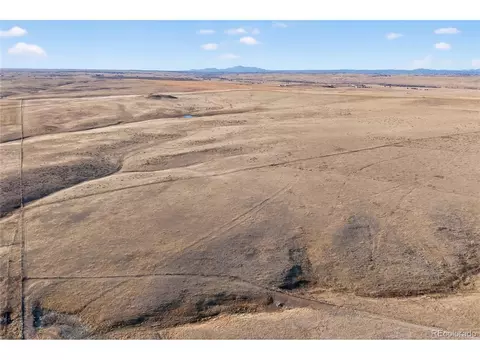 5689 S Tom Bay Ct, Bennett, CO 80102 photo 14
