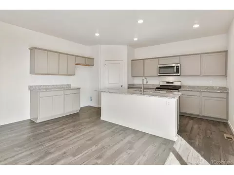 7403 E 159th Pl, Thornton, CO 80602 photo 10