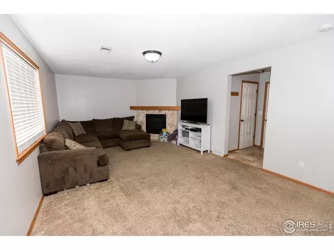 3306 Pheasant St, Evans, CO 80620 photo 7
