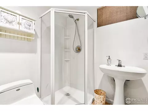 5730 E Cedar Ave, Denver, CO 80224 photo 29