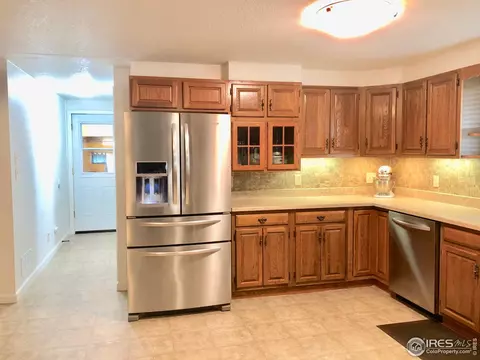 865 E Gordon St, Holyoke, CO 80734 photo 3