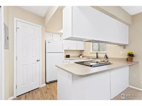 6232 Willow Ln, Boulder, CO 80301 photo 11