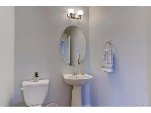 Bath - 7340 E 8th Ave #8, Denver, CO 80230 photo 3 of 4