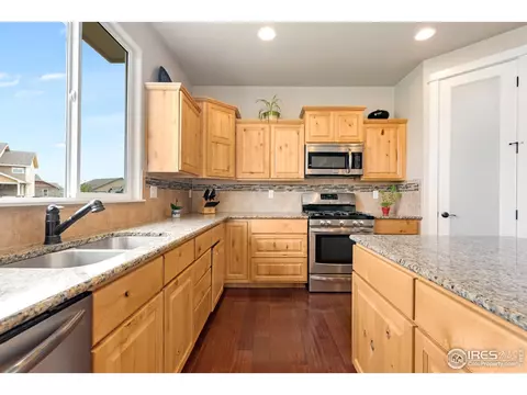 812 Corn Stalk Dr, Windsor, CO 80550 photo 9