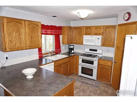 301 Cheyenne Dr, Berthoud, CO 80513 photo 8