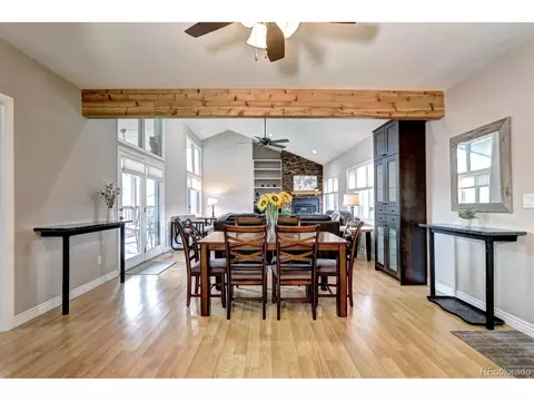 7877 S University Way, Centennial, CO 80122
