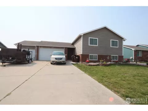 405 Suzann St, Wiggins, CO 80654 photo 2