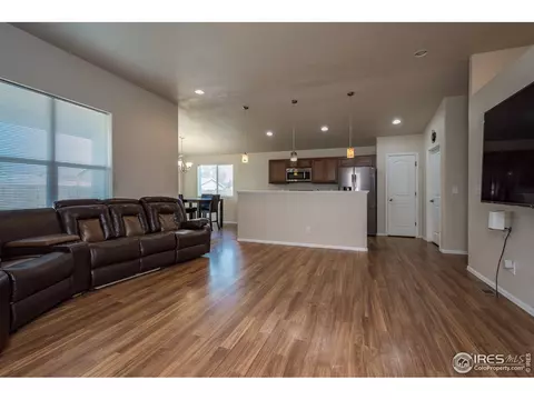 925 E 25th St, Greeley, CO 80631 photo 3