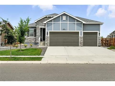 5417 Riverbend Ave, Longmont, CO 80504
