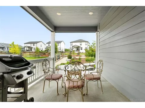 Exterior - 5417 Riverbend Ave, Longmont, CO 80504 photo 2 of 14