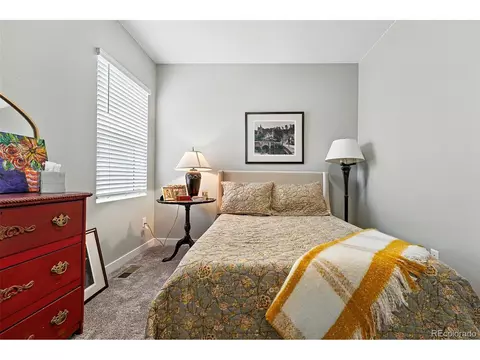 Bedroom - 5417 Riverbend Ave, Longmont, CO 80504 photo 2 of 6