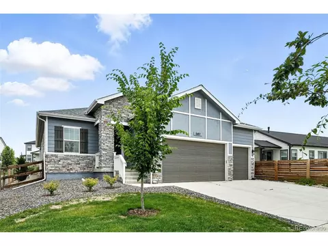 Exterior - 5417 Riverbend Ave, Longmont, CO 80504 photo 10 of 14