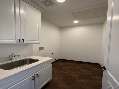 22411 E Peakview Dr, Aurora, CO 80016 photo 8