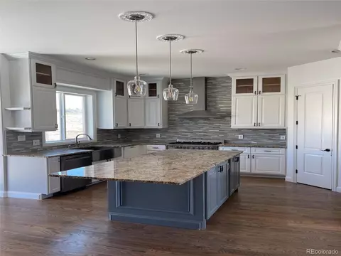 22411 E Peakview Dr, Aurora, CO 80016 photo 4
