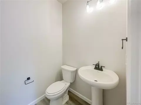 27616 E Archer Ave, Aurora, CO 80018 photo 9