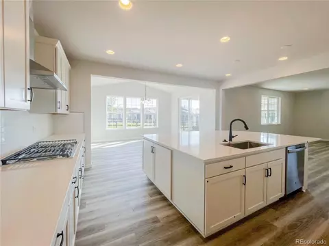 27616 E Archer Ave, Aurora, CO 80018 photo 4