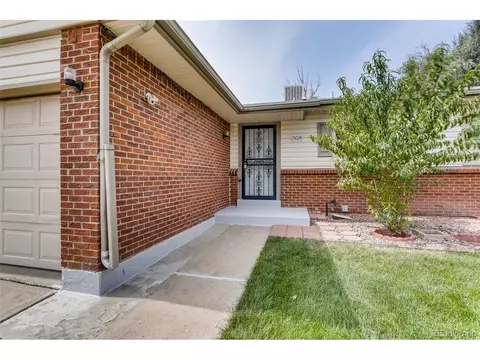 15024 E Bails Pl, Aurora, CO 80012 photo 2