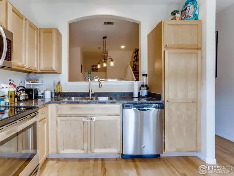 9877 E Florida Pl, Denver, CO 80247 photo 5
