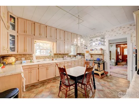 647 6th St, Berthoud, CO 80513 photo 10