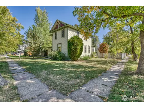 806 6th St, Berthoud, CO 80513 photo 2