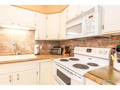 965 6th St, Berthoud, CO 80513 photo 14