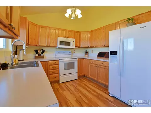 2905 Park View Dr, Evans, CO 80620 photo 8