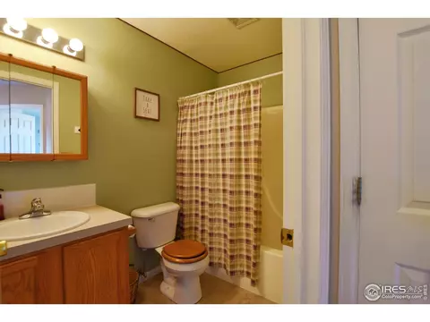 2905 Park View Dr, Evans, CO 80620 photo 28