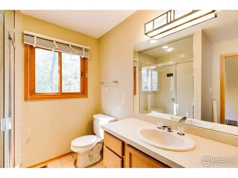 565 Wagonwheel Gap Rd, Boulder, CO 80302 photo 17