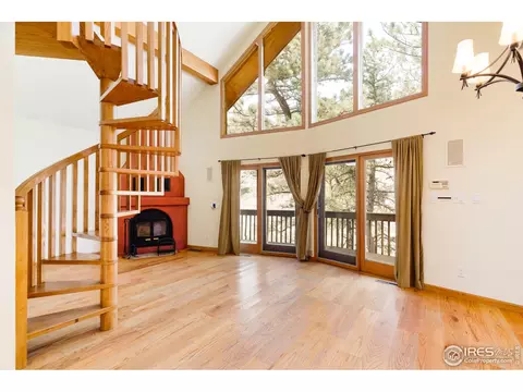 565 Wagonwheel Gap Rd, Boulder, CO 80302 photo 4