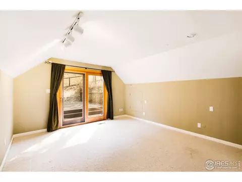 565 Wagonwheel Gap Rd, Boulder, CO 80302 photo 11