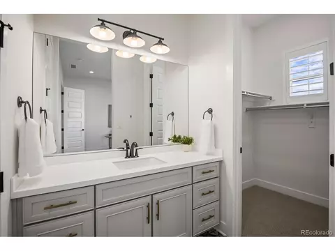 27630 E Lakeview Dr, Aurora, CO 80016 photo 22