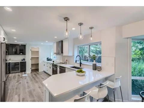 10512 E Orchard Pl, Englewood, CO 80111