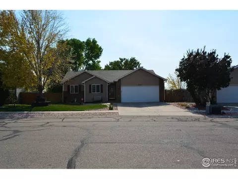 3908 Tumbleweed Dr, Evans, CO 80620 photo 2