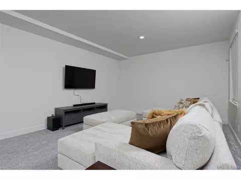 22198 E 45th Pl, Aurora, CO 80019 photo 31