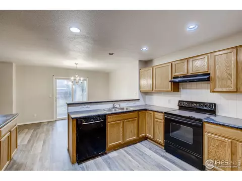 10480 Sunburst Ave, Longmont, CO 80504 photo 8