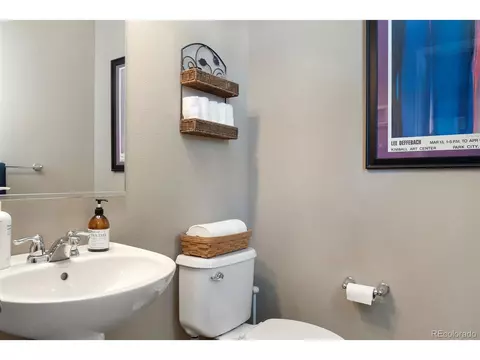 8087 E 53rd Dr, Denver, CO 80238 photo 8