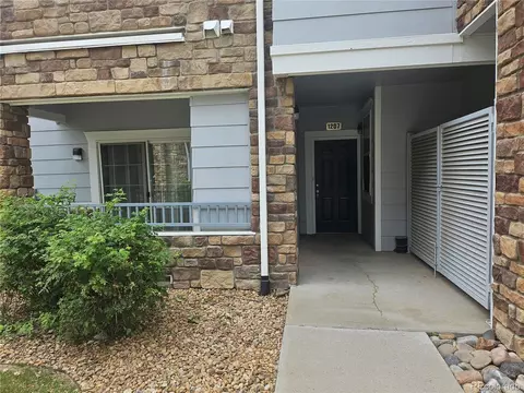 5255 Memphis #1207, Denver, CO 80239