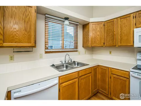 526 Ruby Dr, Fort Collins, CO 80525 photo 7