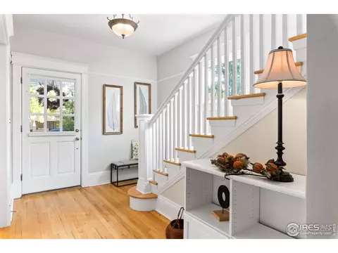 927 10th St, Boulder, CO 80302 photo 4