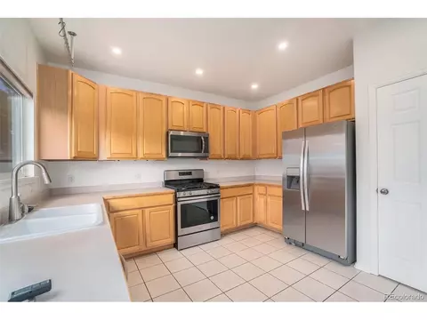 22089 E Belleview Pl, Aurora, CO 80015 photo 4