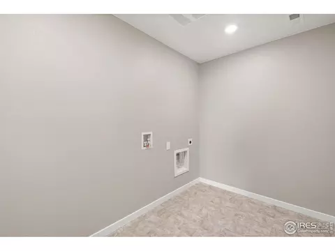 4527 Hollycomb Dr, Windsor, CO 80550 photo 2