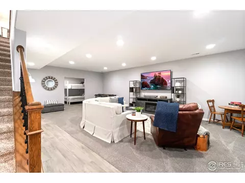 2040 Vineyard Dr, Windsor, CO 80550 photo 23