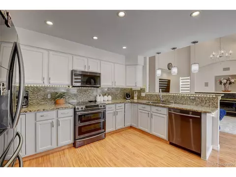 19001 E Chenango Cir, Aurora, CO 80015 photo 6