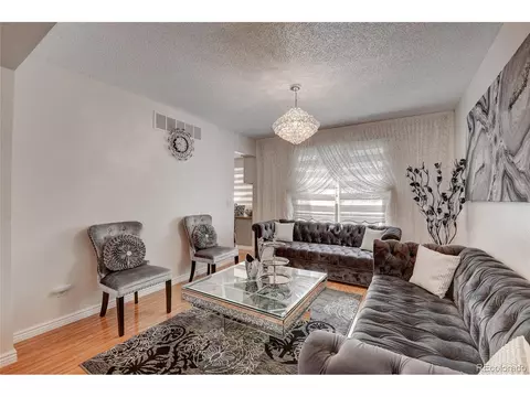 19001 E Chenango Cir, Aurora, CO 80015 photo 9