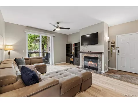 1691 W Canal Cir #1117, Littleton, CO 80120