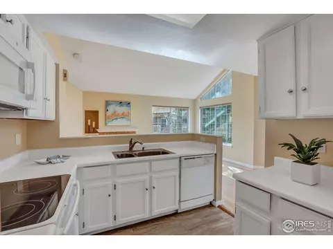 4883 White Rock Cir #B, Boulder, CO 80301 photo 6