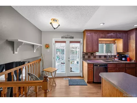 Kitchen - 11892 W Dumbarton Dr, Morrison, CO 80465 photo 4 of 4