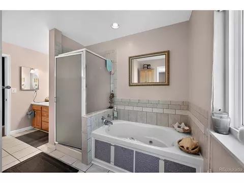 Bath - 11892 W Dumbarton Dr, Morrison, CO 80465 photo 1 of 2